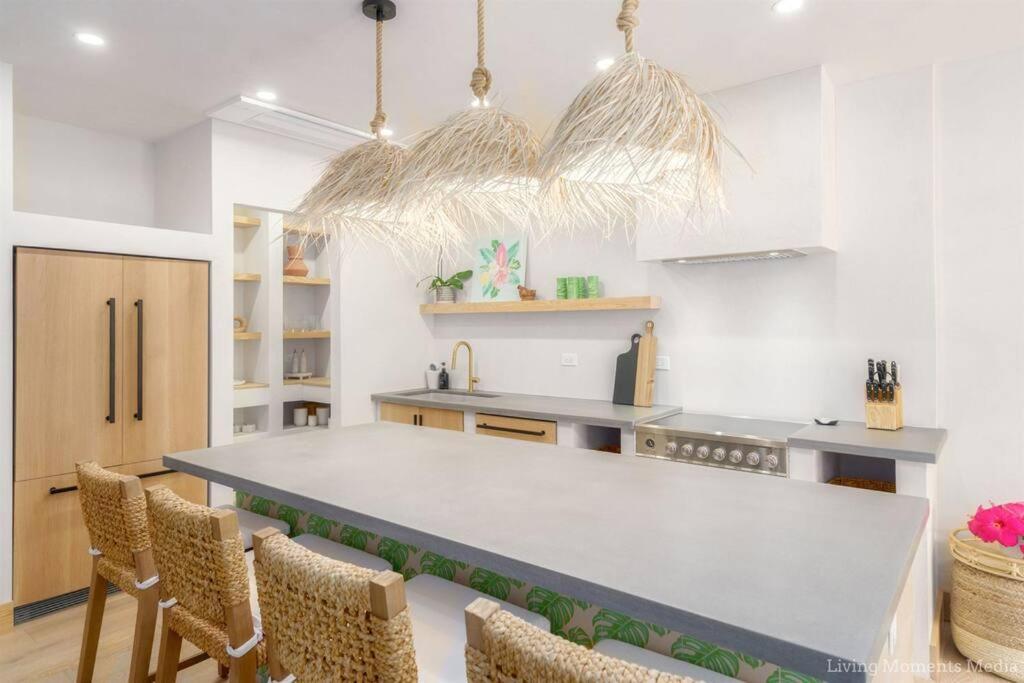 와일레아마우이 Aloha Moon - A Chic And Dreamy Modern Tropical Hideaway! 아파트 외부 사진