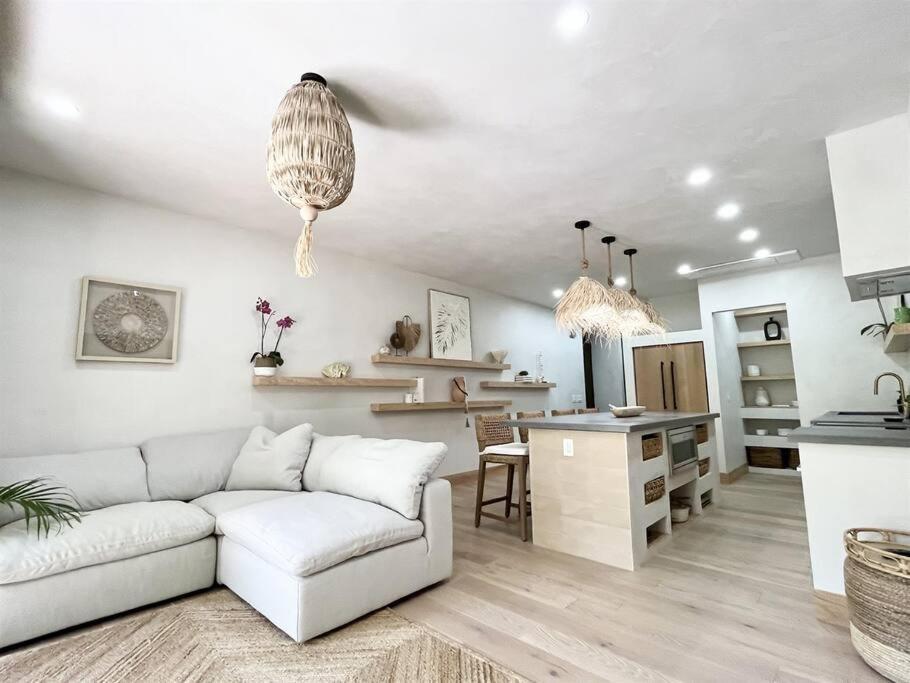 와일레아마우이 Aloha Moon - A Chic And Dreamy Modern Tropical Hideaway! 아파트 외부 사진